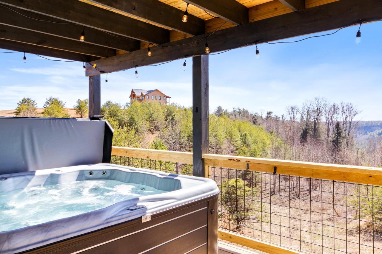Honey Bee Hideaway Villa Rogers ภายนอก รูปภาพ